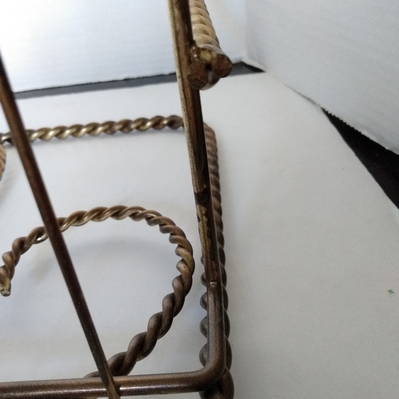 Twisted metal scroll magazine/ record holder - Picture 11 of 13